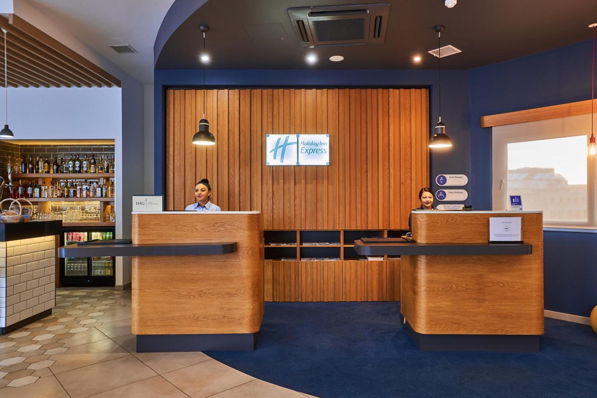 Hotel Express - Malta By Ihg San Julián